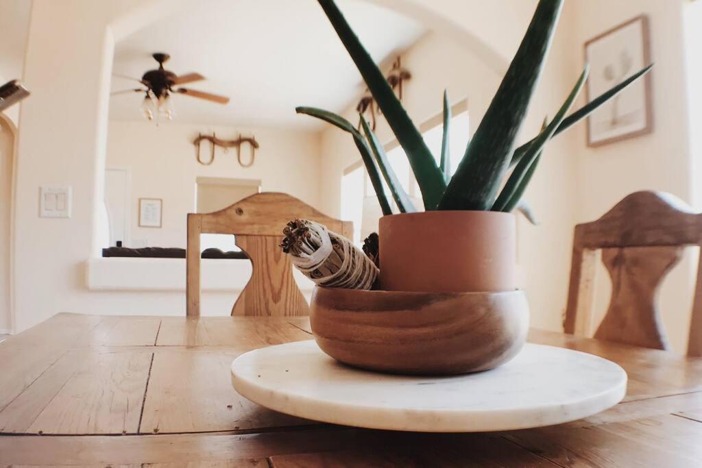 Near Pappy & Harriet'S + Rimrock Ranch W/ Hot Tub Villa Pioneertown Exteriör bild