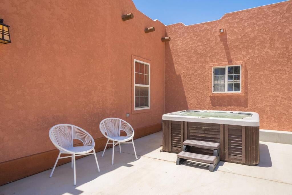 Near Pappy & Harriet'S + Rimrock Ranch W/ Hot Tub Villa Pioneertown Exteriör bild
